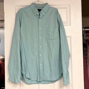 J Crew button down cotton shirt, men’s large, light blue